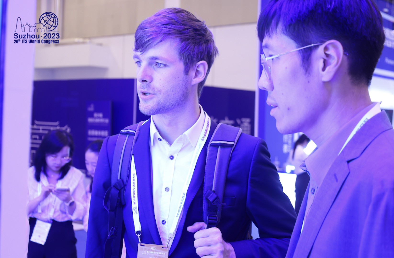 1697787948889259.jpg 1697787932246.jpg