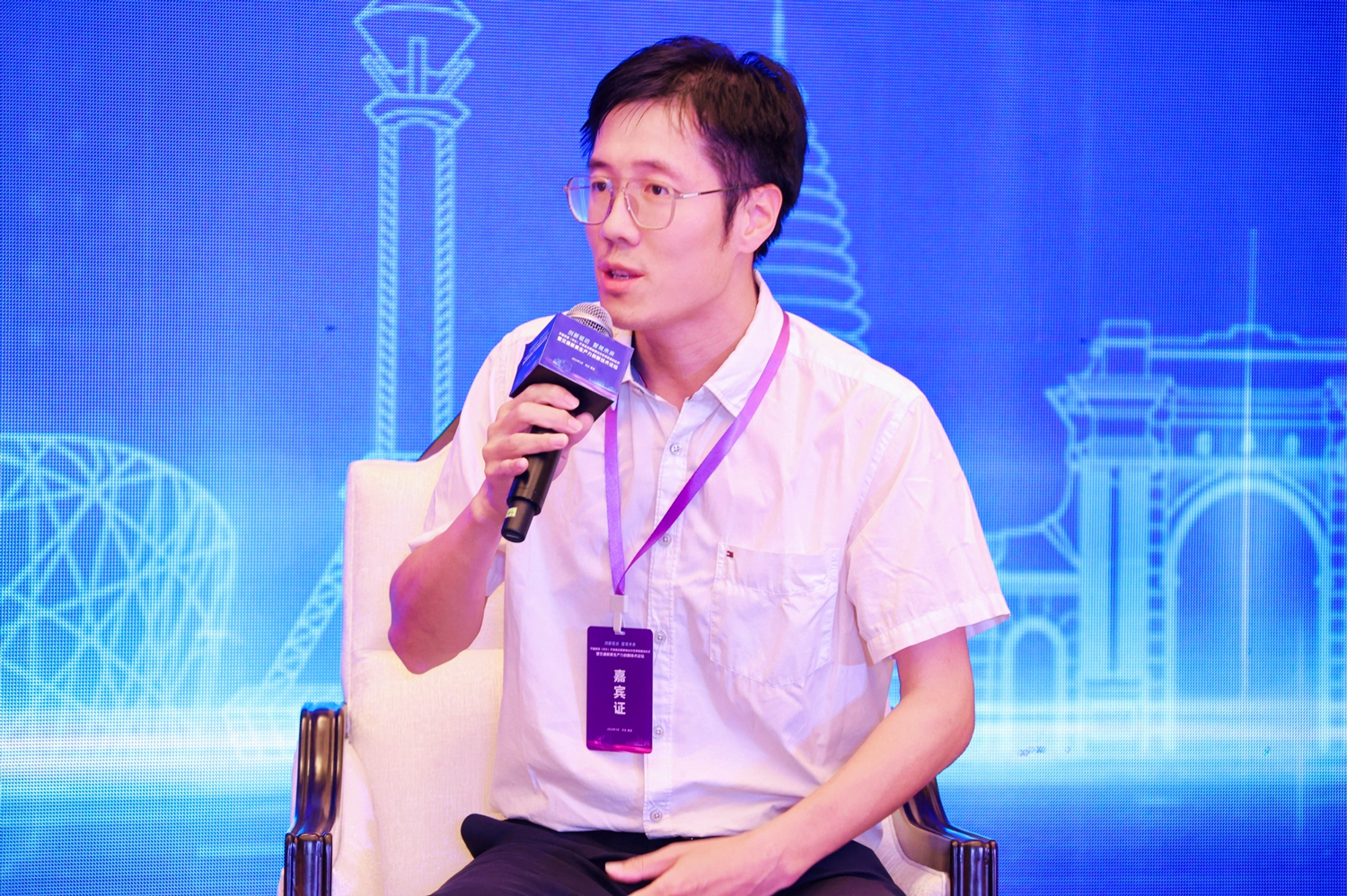 1717400687516433.jpg ac10218d4395e5983373356137d581a.jpg